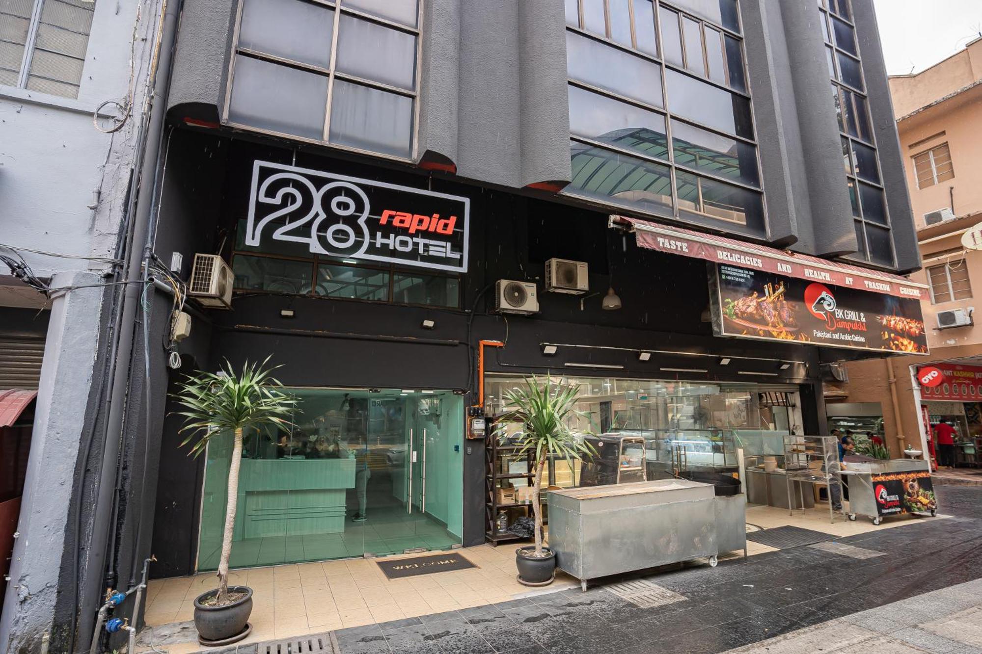 Hotel 28 Rapid — Photos 1